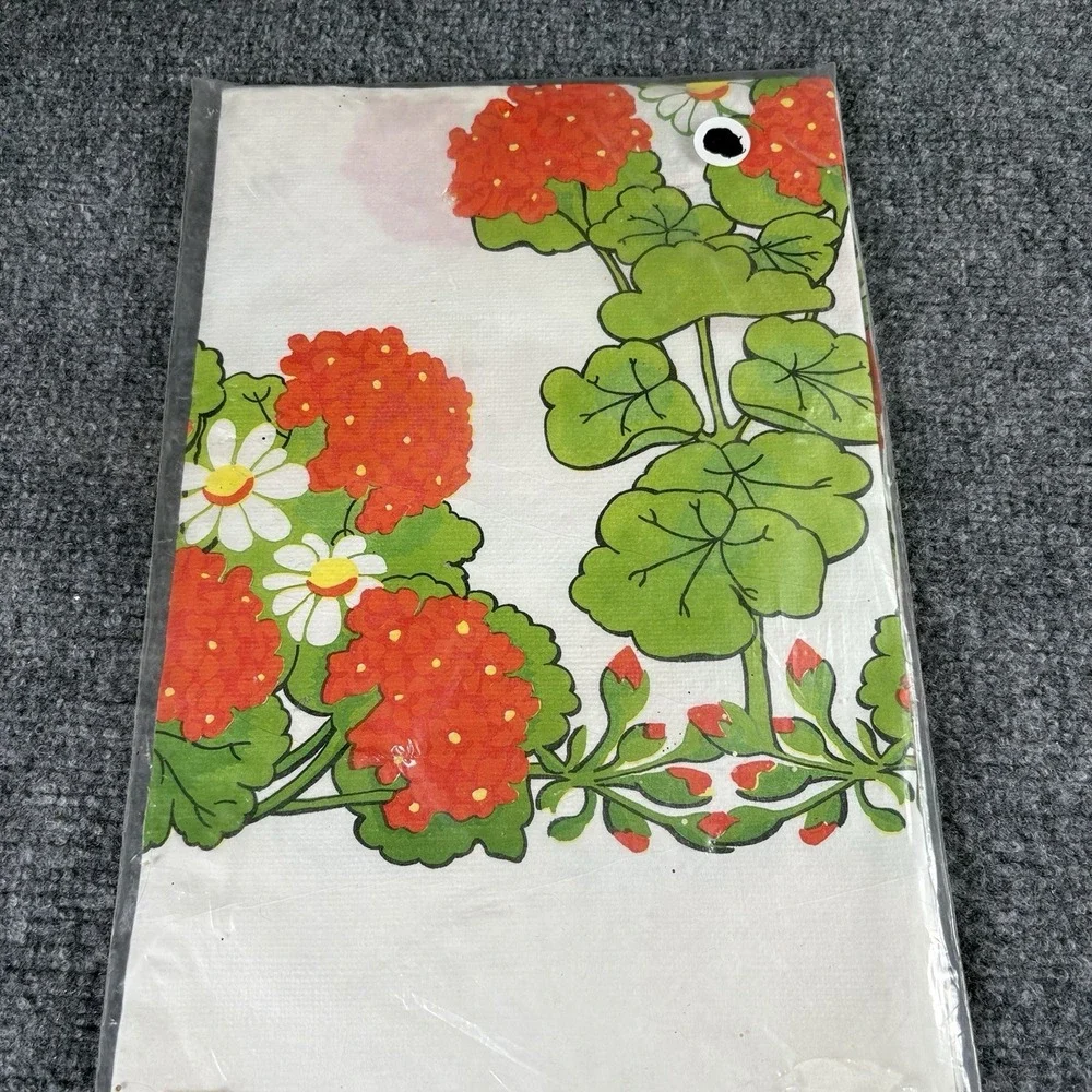 Vintage 70s Futura Floral Paper Table Cover 54x88 Red Geranium NOS Rectangle